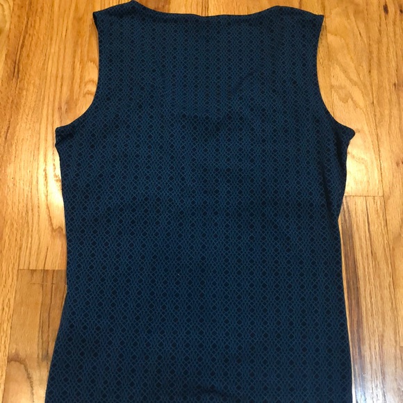 Blue banana republic top. Great for work - Picture 5 of 8